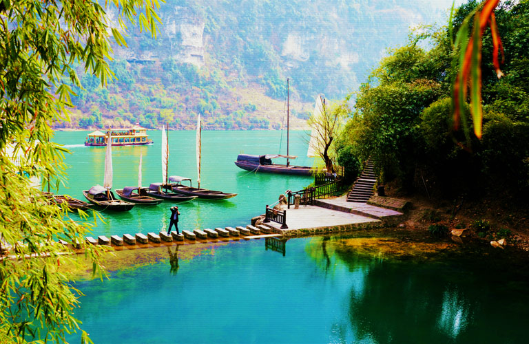 Tribe of the Three Gorges - Most Beautiful Scenic Spot